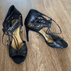 Dolce Vita Tie up Heels
